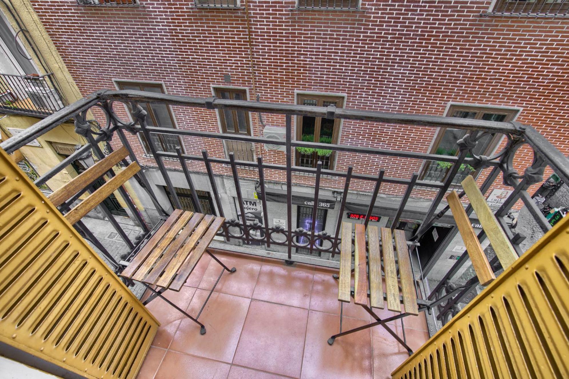 Mezzanine Orange Apartment Madrid Ngoại thất bức ảnh